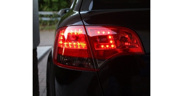 Audi A4 B7 Avant LED tagatuled